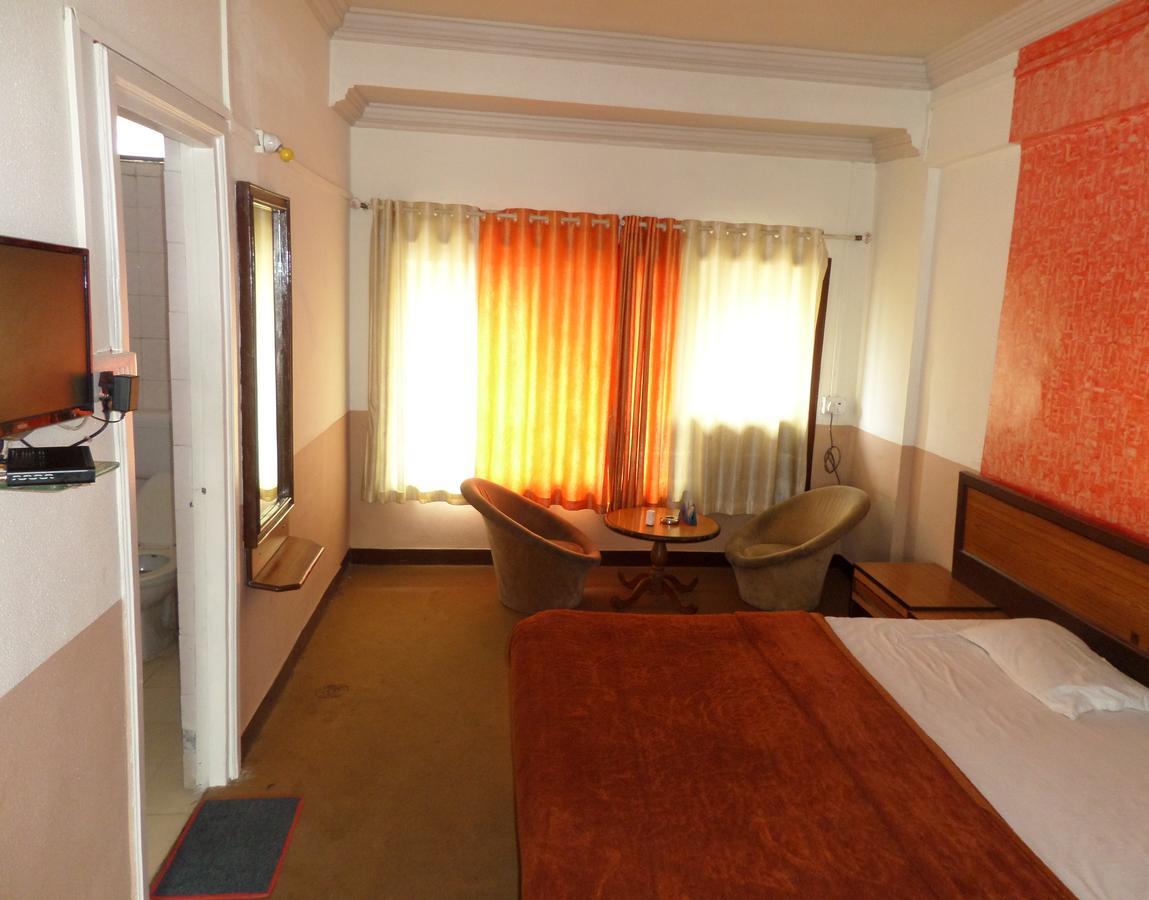 Hotel Ayodhya Nashik Esterno foto